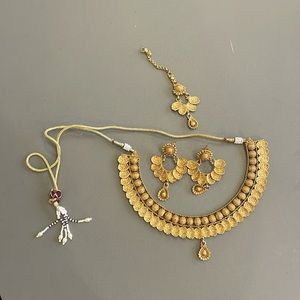 Indian wedding jewelry set